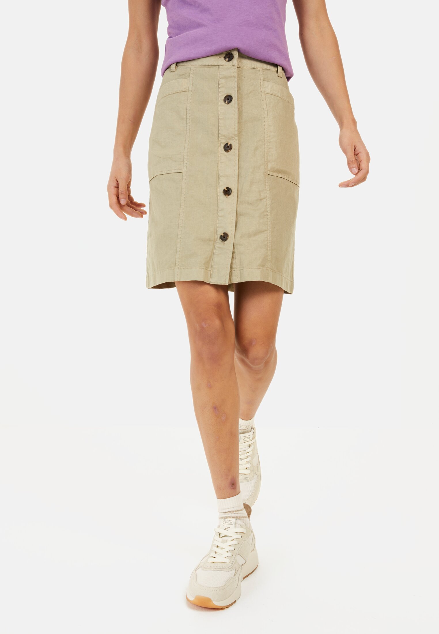 Women Skirt made from a linen blend Beige worn front