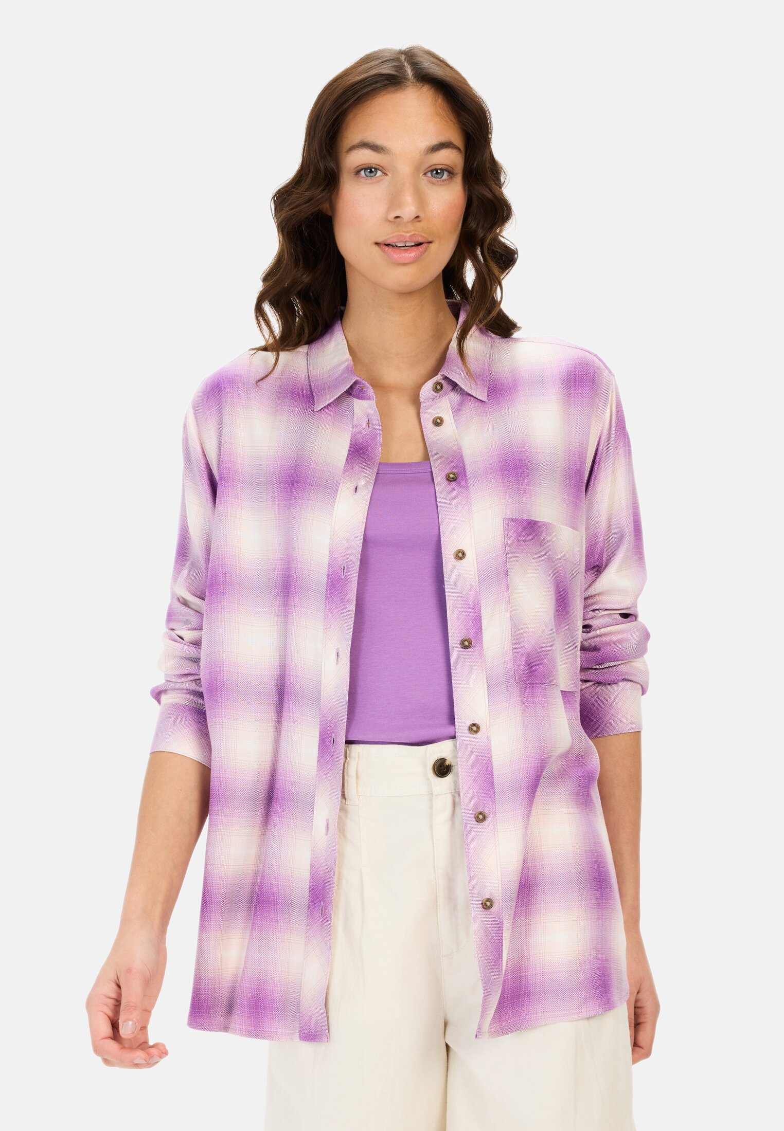 Women Checked blouse made of pure viscose Violet-White worn front