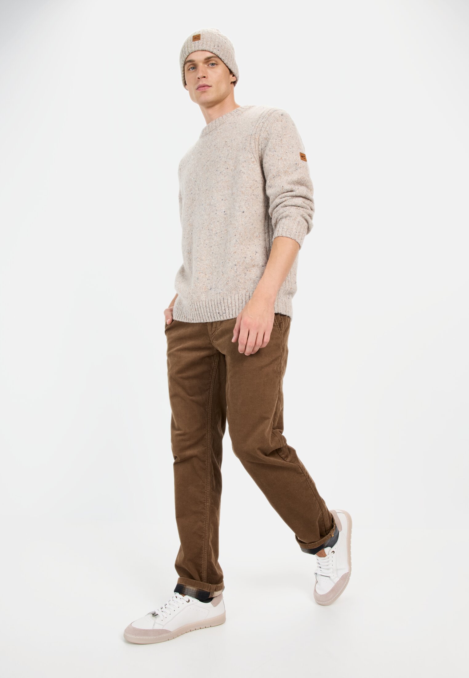 Herren Relaxed Fit Cord Chino mit Thermofutter Braun