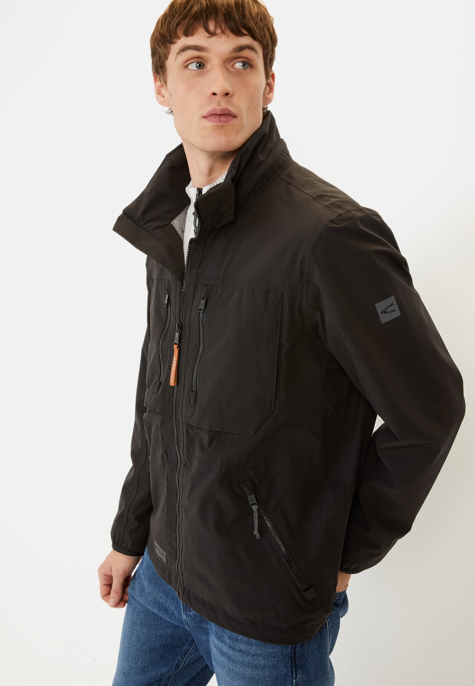 Men Windbreaker with removable hood Black