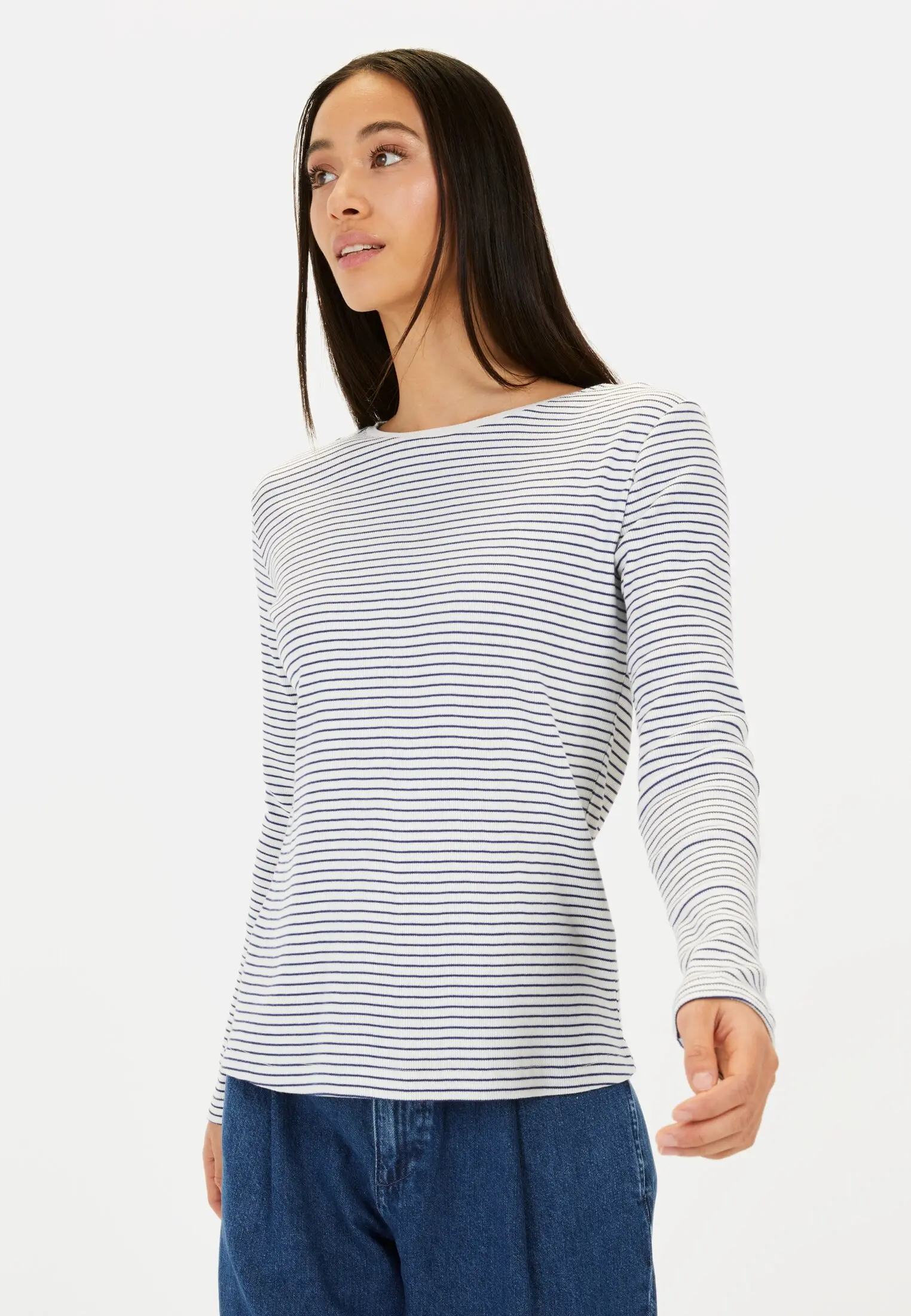 Women Long-sleeve shirt with a crew neck Indigo Stripes worn front