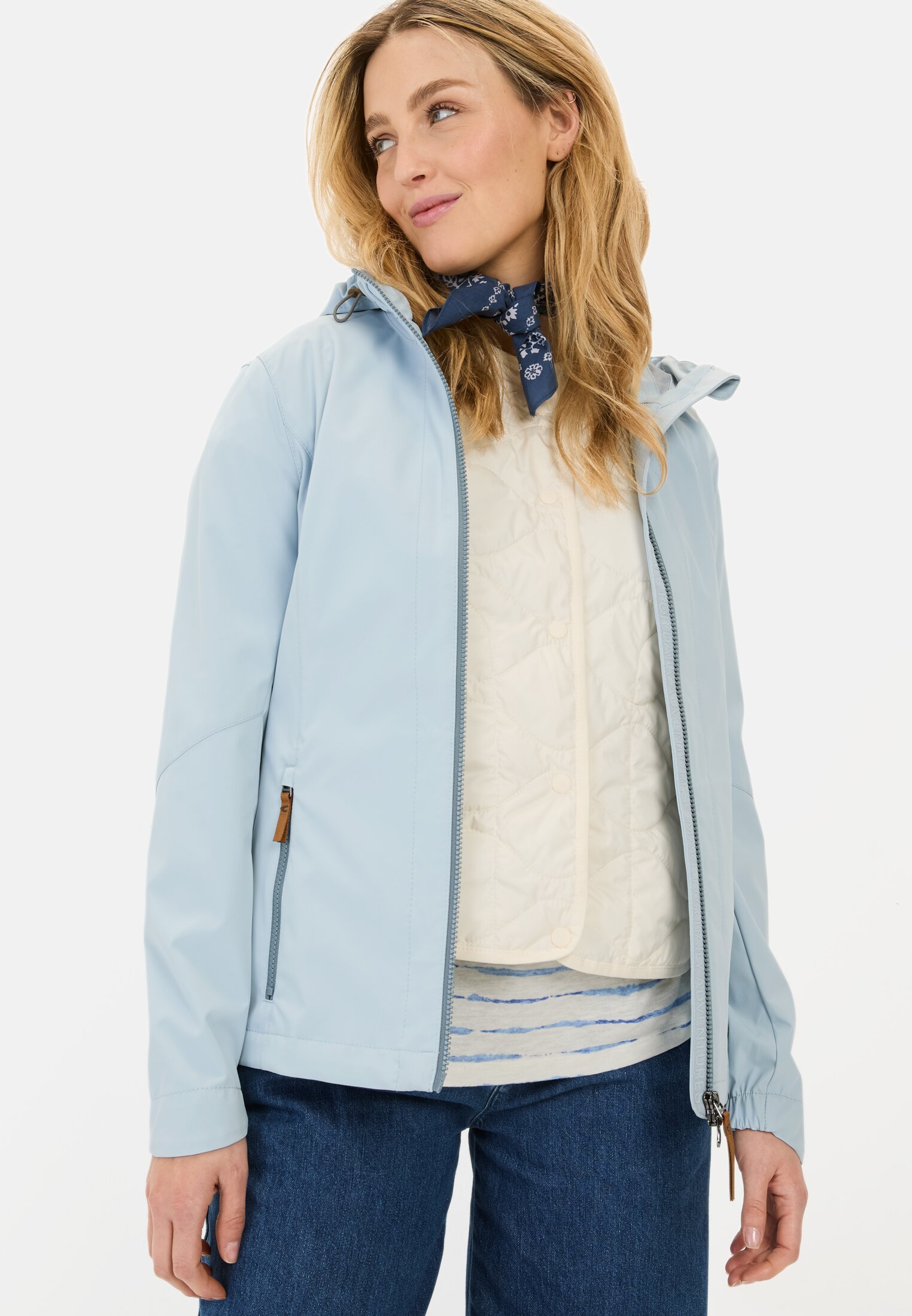 Women Softshell jacket made from recycled polyester Light Blue worn emotional