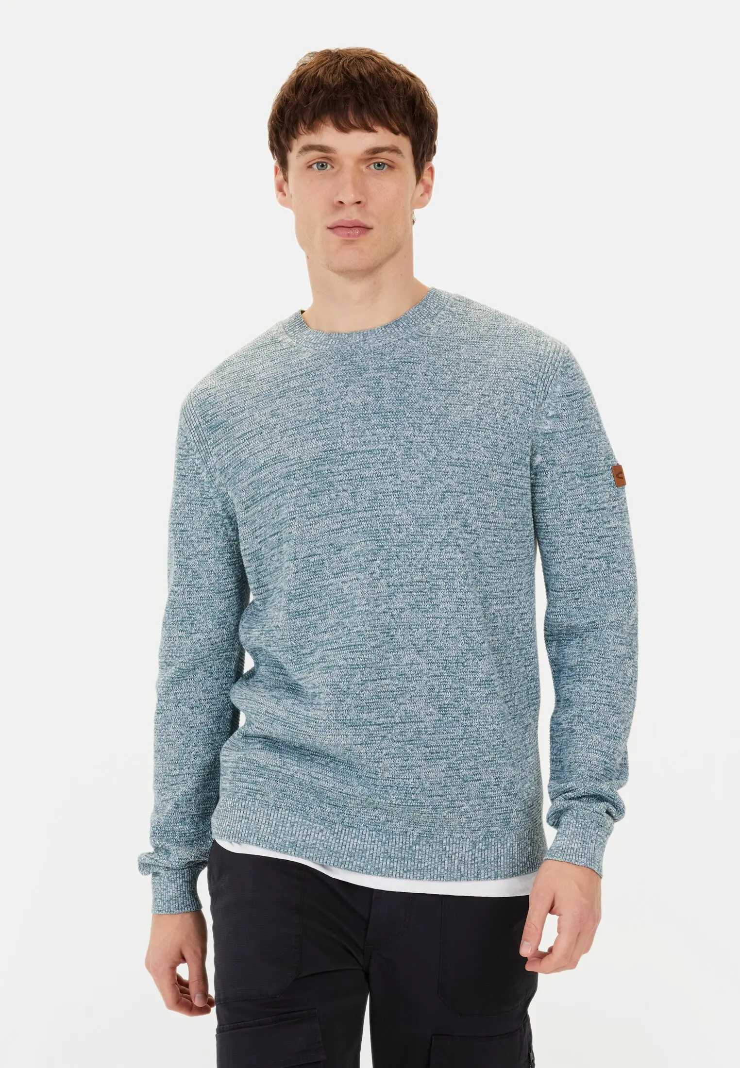 Men Round neck sweater made of cotton Light Blue worn front