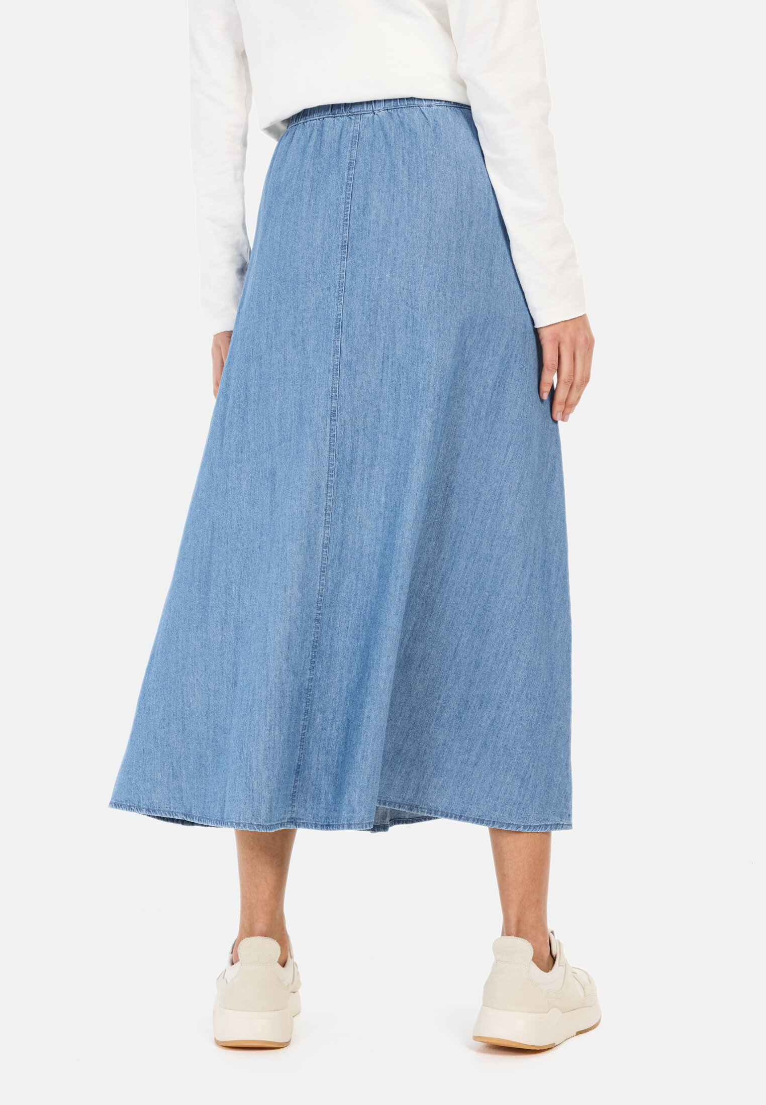 Women Long denim skirt with elastic waistband Denim worn back